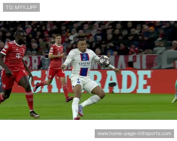 姆巴佩连线队友完成高速反击,巴黎攻势全面压制对手 姆巴佩连线队友完成高速反击,巴黎攻势全面压制对手